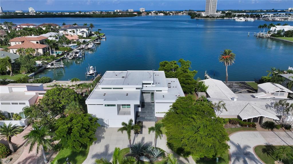 Sarasota, Florida, 34236, United States, 3 Bedrooms Bedrooms, ,5 BathroomsBathrooms,Residential,For Sale,1908406