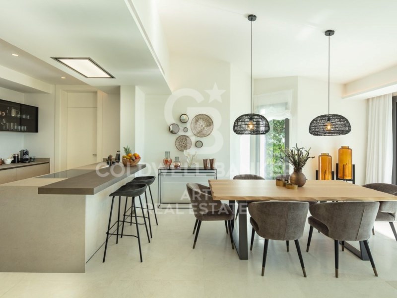 Marbella, Andalusia, ES, 3 Bedrooms Bedrooms, ,2 BathroomsBathrooms,Residential,For Sale,1794371
