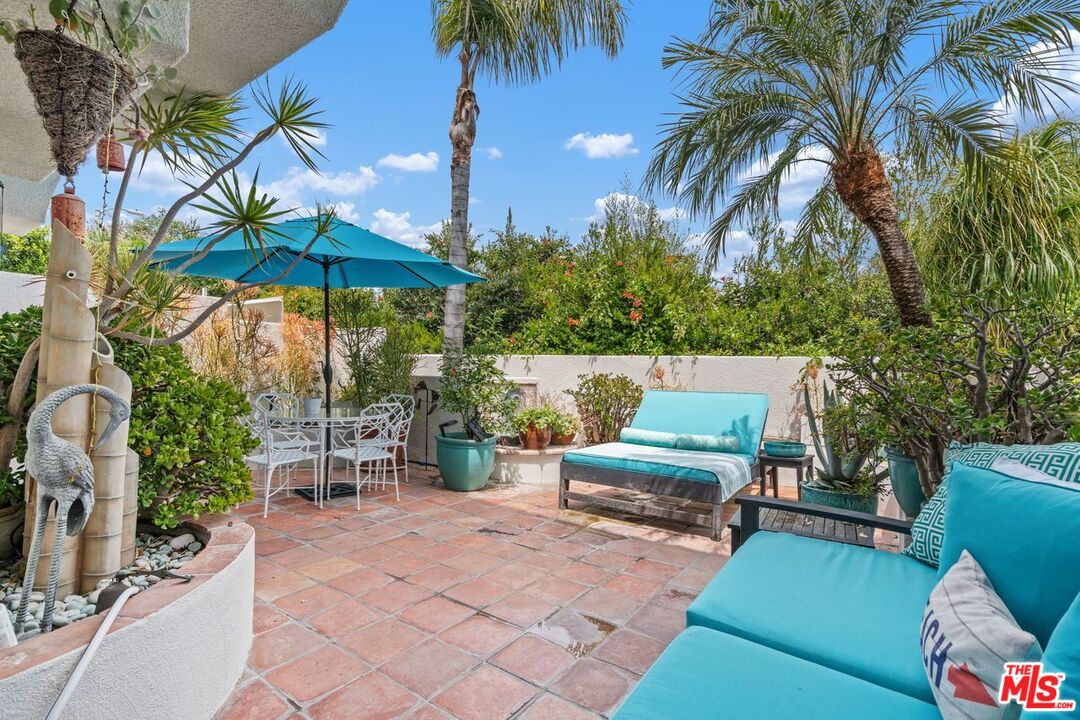 Malibu, California, 90265, United States, 3 Bedrooms Bedrooms, ,3 BathroomsBathrooms,Residential,For Sale,1807651