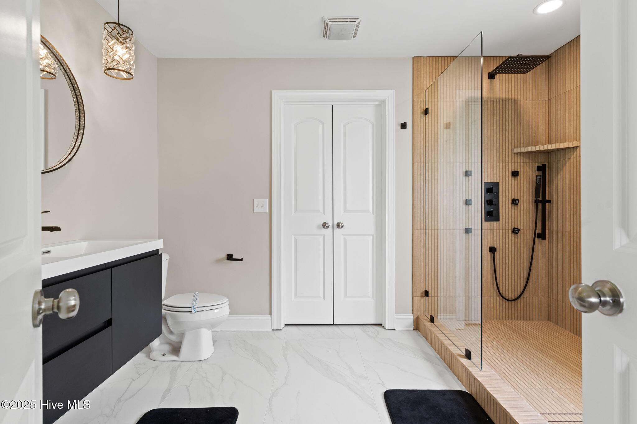 Oak Island, North Carolina, 28465, United States, 10 Bedrooms Bedrooms, ,7 BathroomsBathrooms,Residential,For Sale,1975431