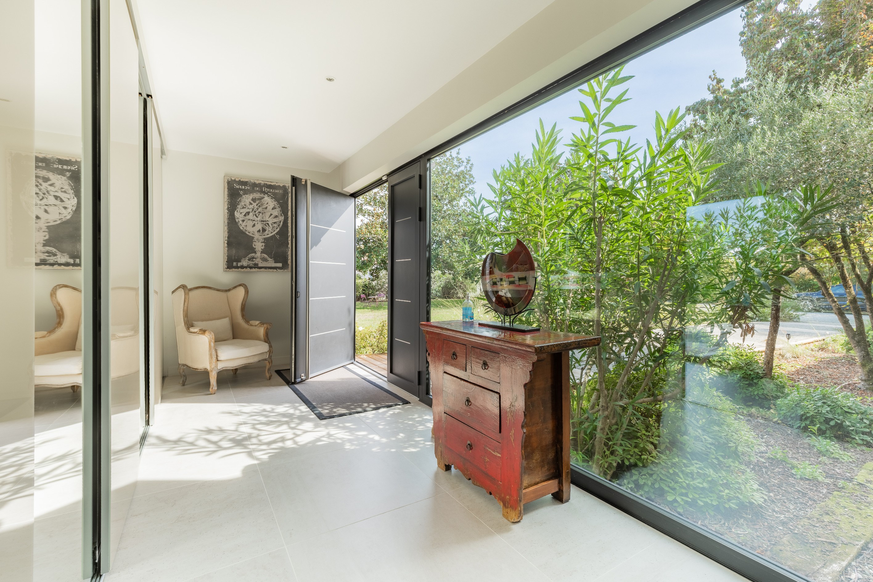  EXCEPTIONAL ARCHITECT-DESIGNED VILLA BETWEEN THE BASSIN AND THE OCEAN - 物件實景