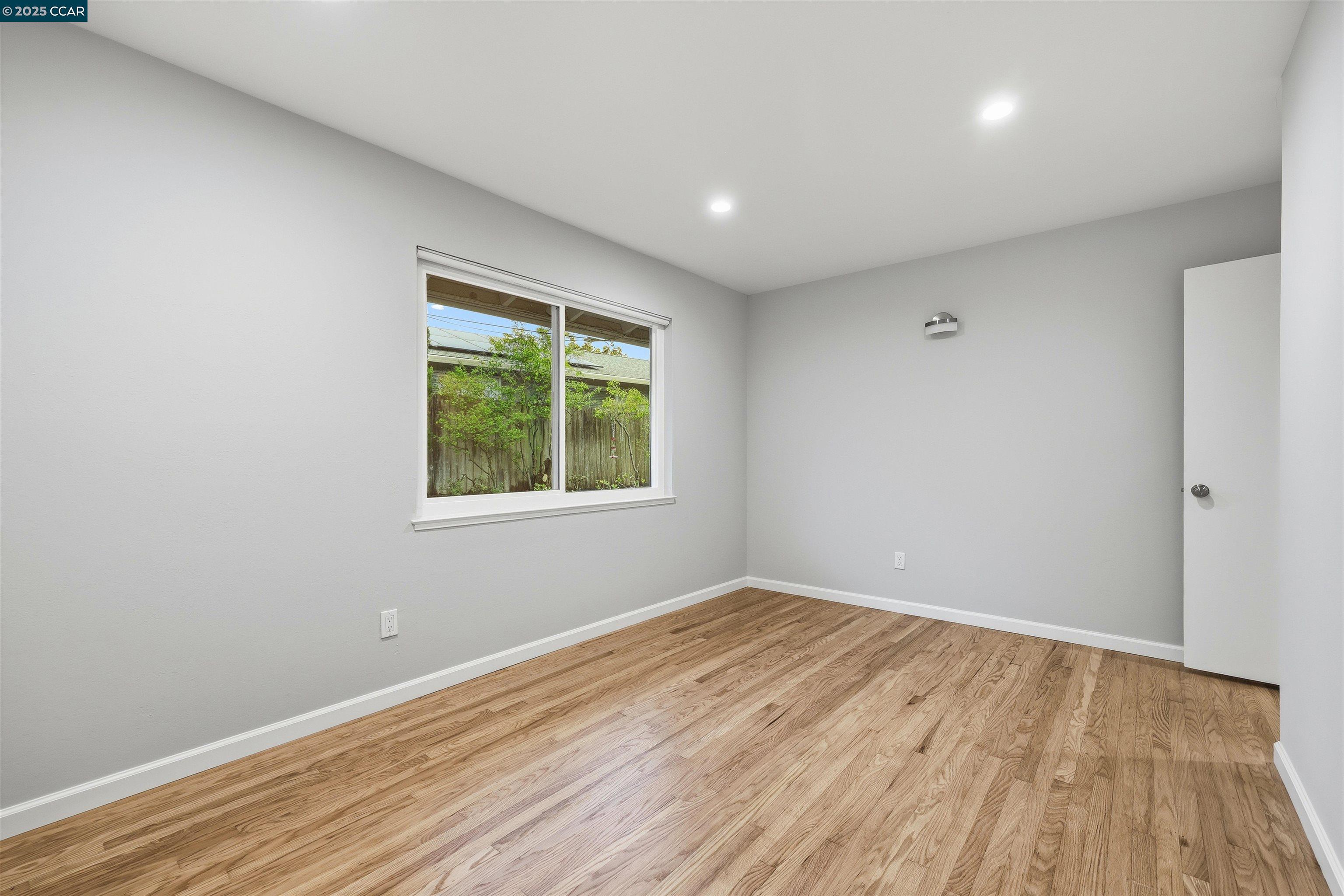 Richmond, California, 94806, United States, 3 Bedrooms Bedrooms, ,2 BathroomsBathrooms,Residential,For Sale,1989695