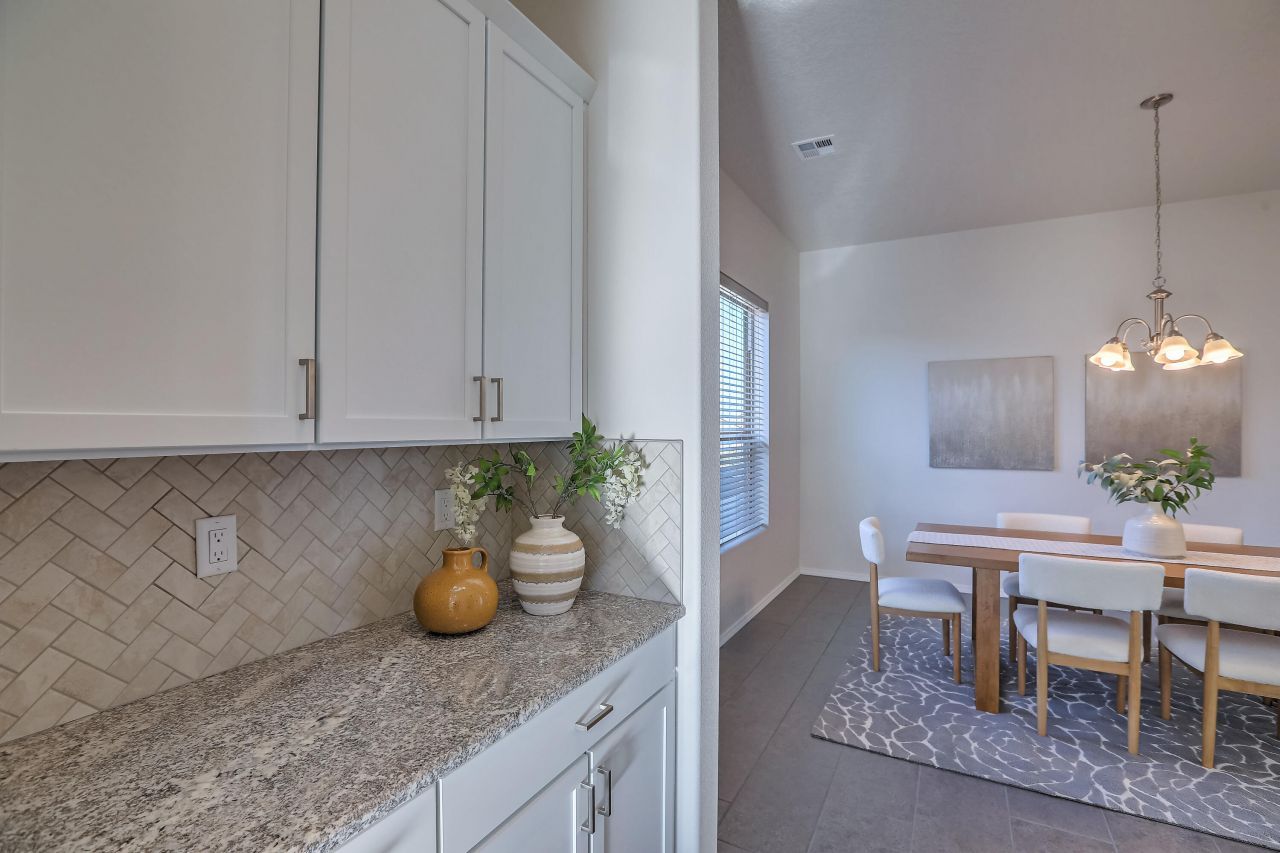 Rio Rancho, New Mexico, 87144, United States, 4 Bedrooms Bedrooms, ,3 BathroomsBathrooms,Residential,For Sale,1951023