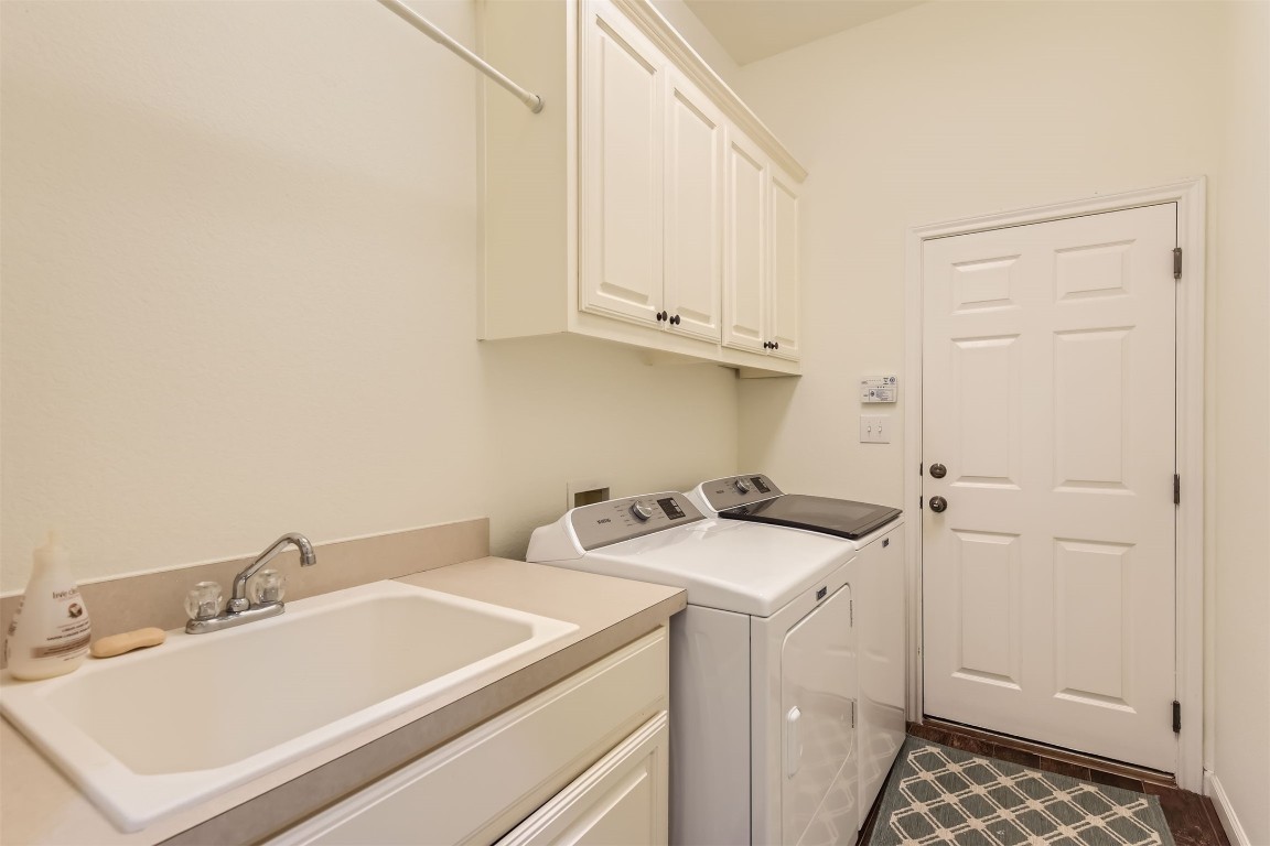 134 Fairwood Drive, Georgetown, Texas, 78628, United States, 5 Bedrooms Bedrooms, ,3 BathroomsBathrooms,Residential,For Sale,134 Fairwood Drive,1642569