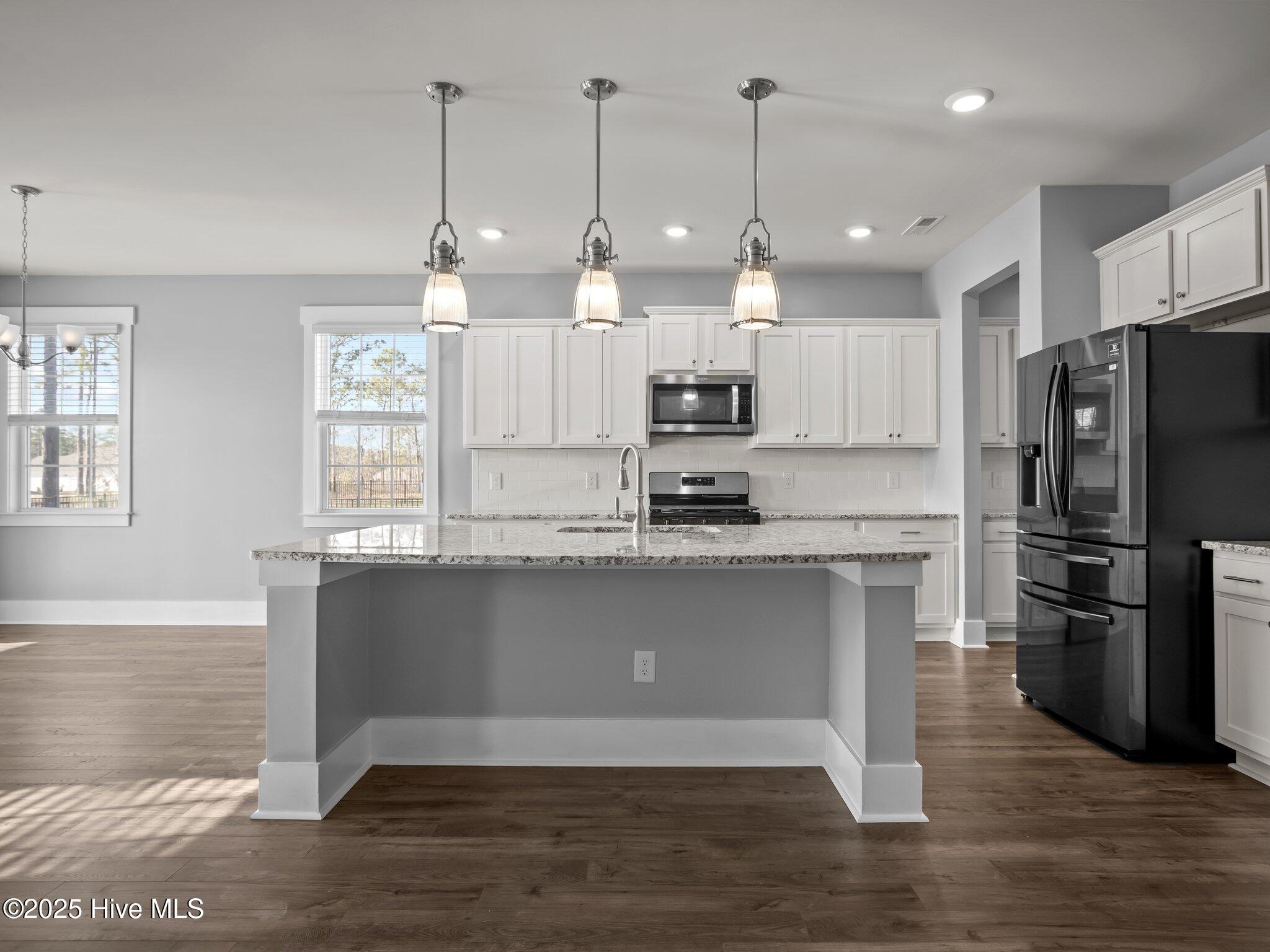 Newport, North Carolina, 28570, United States, 4 Bedrooms Bedrooms, ,3 BathroomsBathrooms,Residential,For Sale,1991180