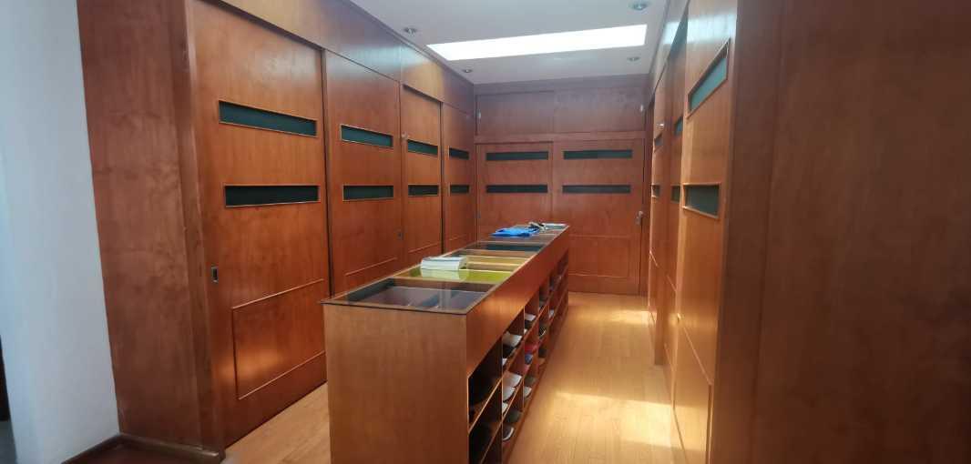 Nogales, Corregidora, Querétaro, 76904, Mexico, 4 Bedrooms Bedrooms, ,8 BathroomsBathrooms,Residential,For Sale,Nogales,1621493