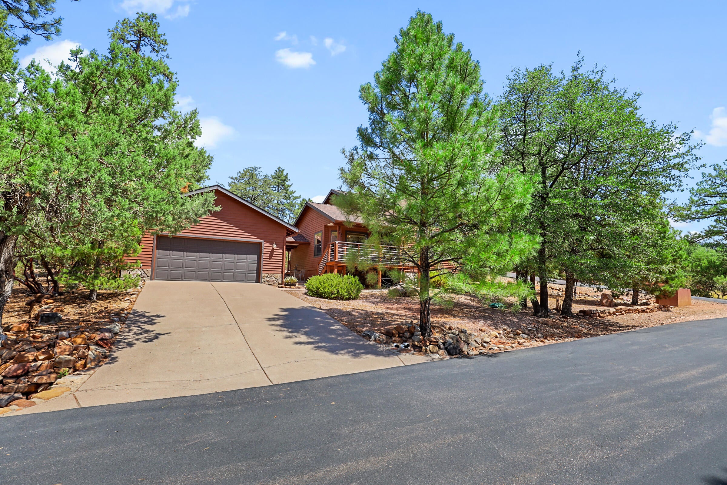 Pine, Arizona, 85544, United States, 2 Bedrooms Bedrooms, ,2 BathroomsBathrooms,Residential,For Sale,1917877