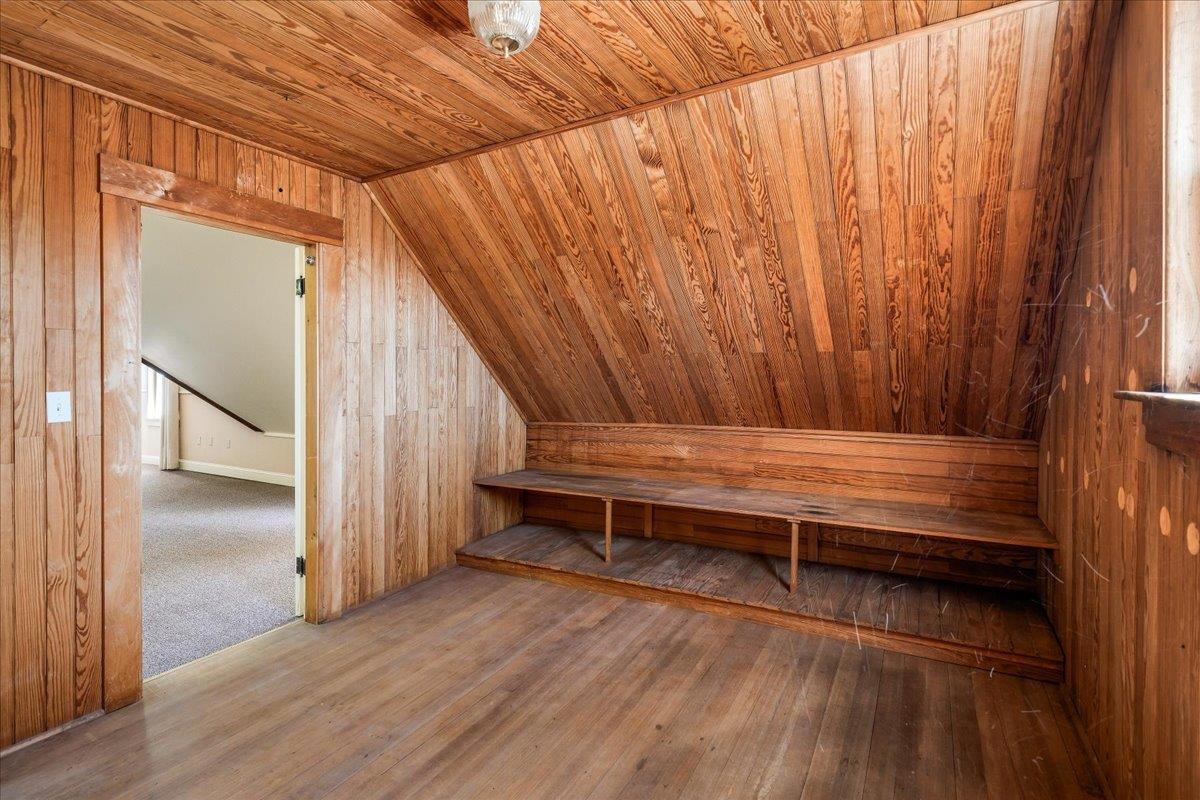 Manchester, New Hampshire, 03104, United States, 5 Bedrooms Bedrooms, ,6 BathroomsBathrooms,Residential,For Sale,1779351