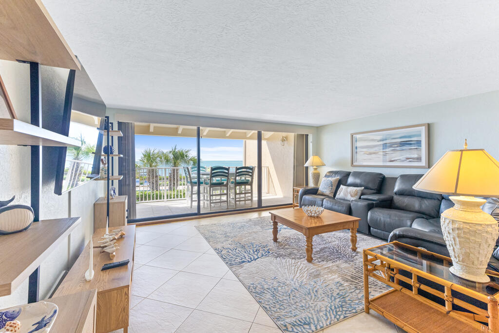 1133 W Ocean Drive, 7, KEY COLONY, Florida, 33051, United States, 3 Bedrooms Bedrooms, ,3 BathroomsBathrooms,Residential,For Sale,1133 W Ocean Drive, 7,1655826