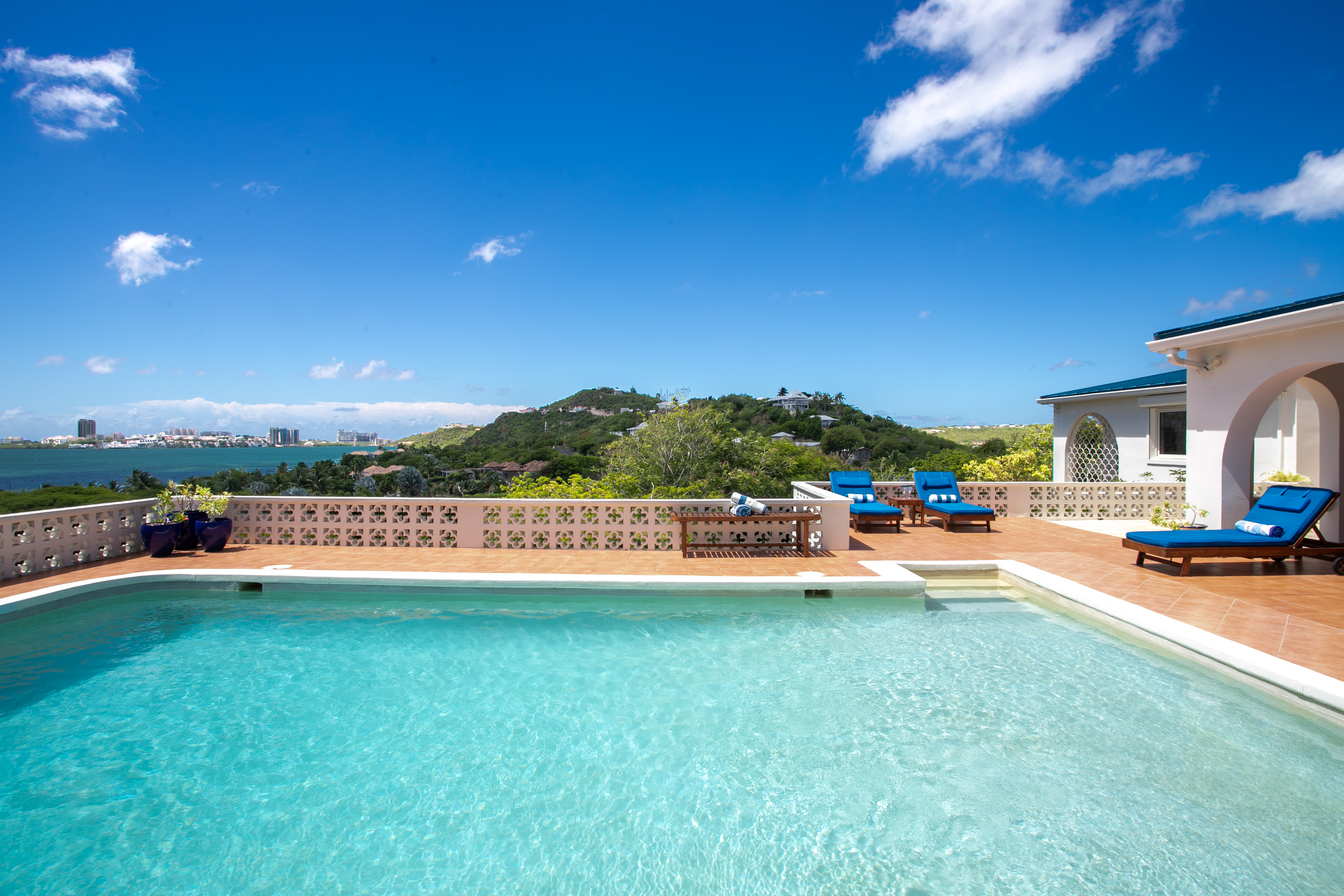  3 Bedroom Ocean View Villa Near Baie Rouge Beach - 物件實景