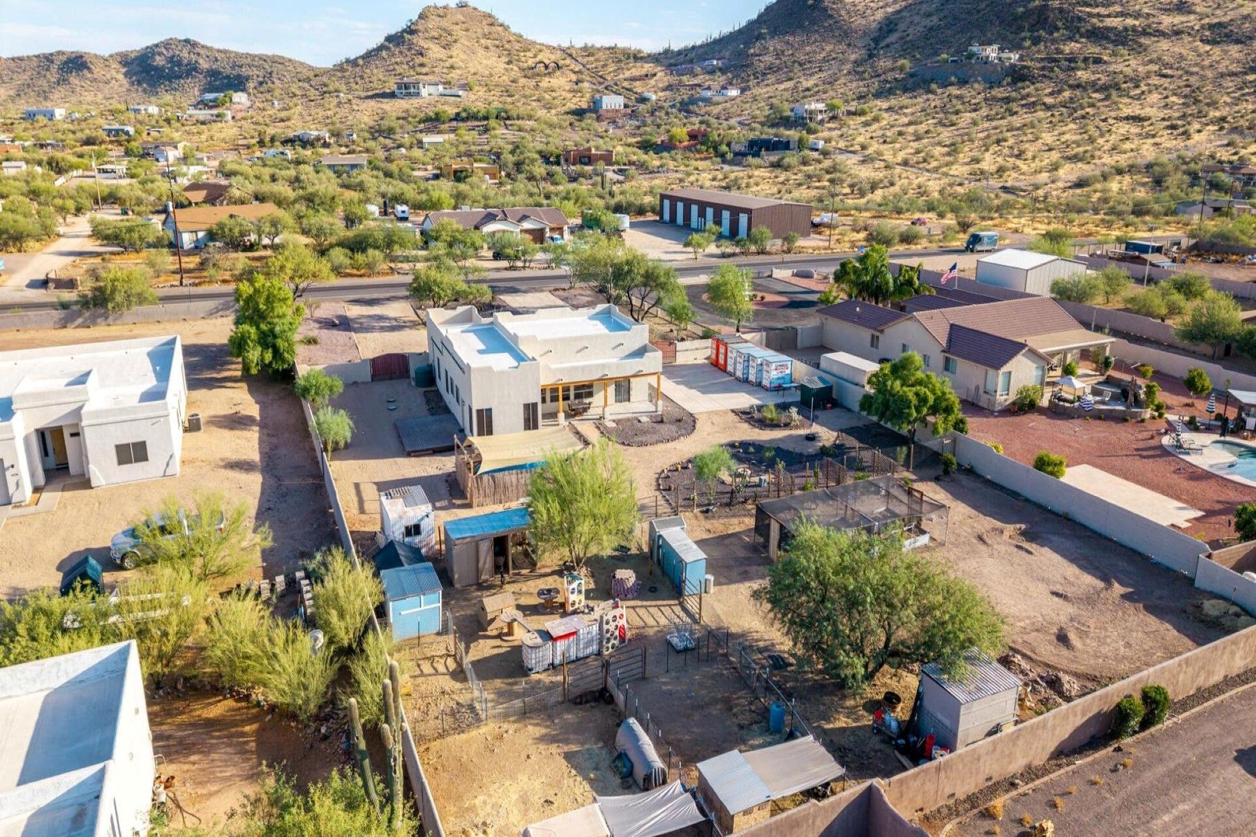  1120 E Circle Mountain Road  New River, AZ - 物件實景