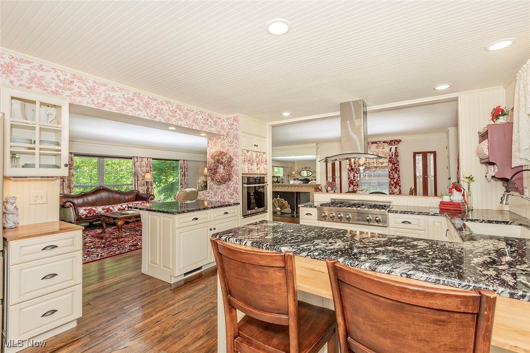 Brecksville, Ohio, 44141, United States, 5 Bedrooms Bedrooms, ,5 BathroomsBathrooms,Residential,For Sale,1979228