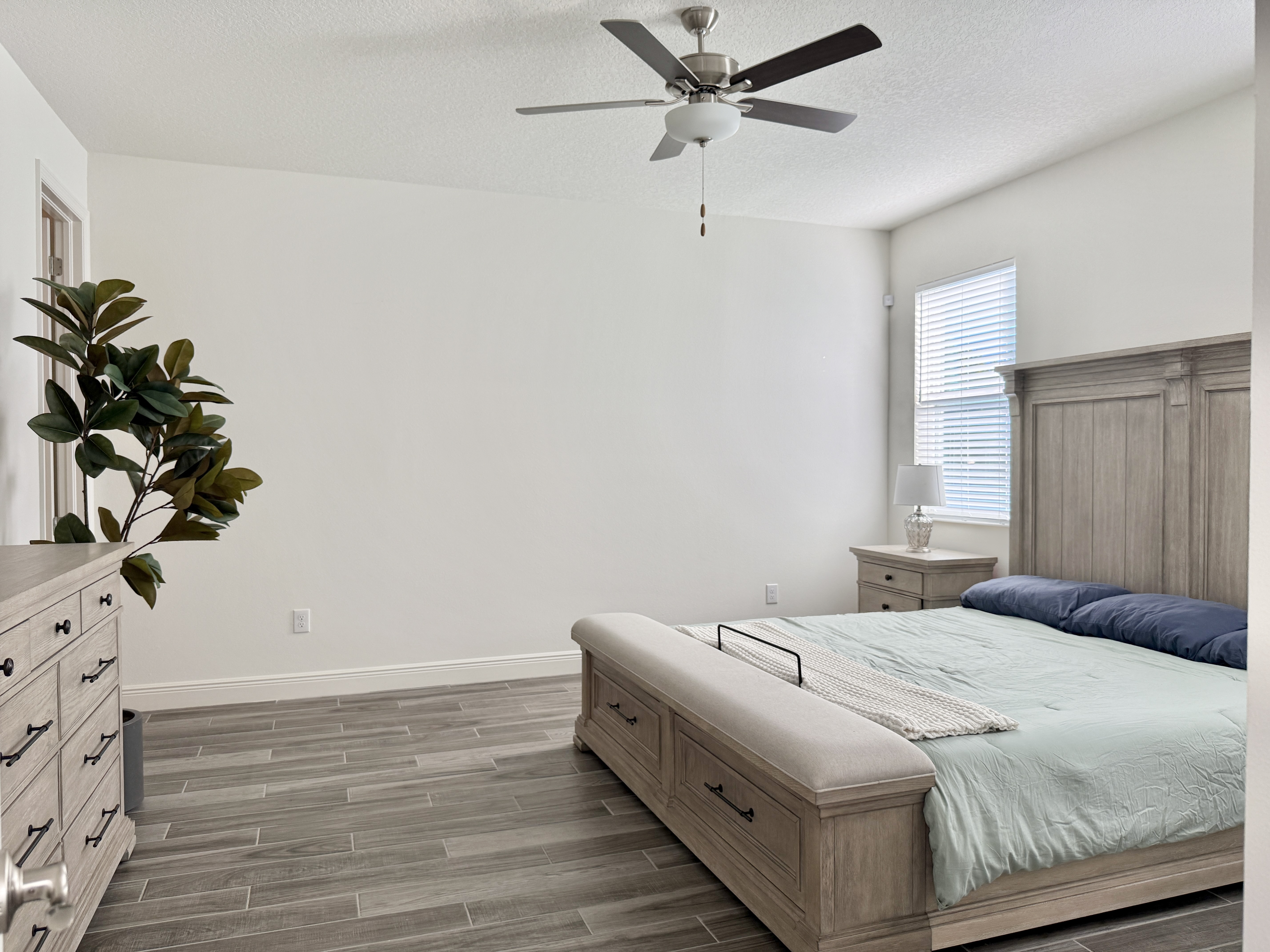 Seffner, Florida, 33584, United States, 4 Bedrooms Bedrooms, ,3 BathroomsBathrooms,Residential,For Sale,1979664