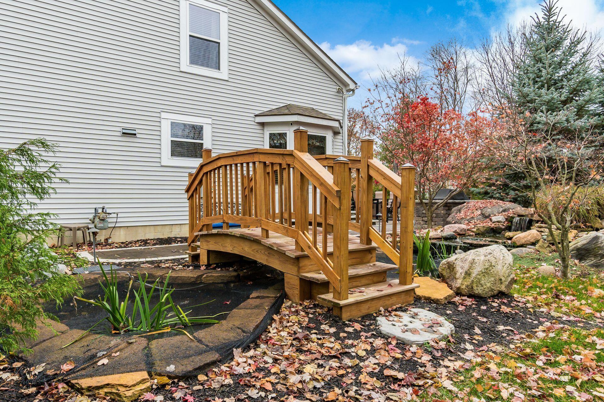 Dublin, Ohio, 43016, United States, 4 Bedrooms Bedrooms, ,4 BathroomsBathrooms,Residential,For Sale,1996840