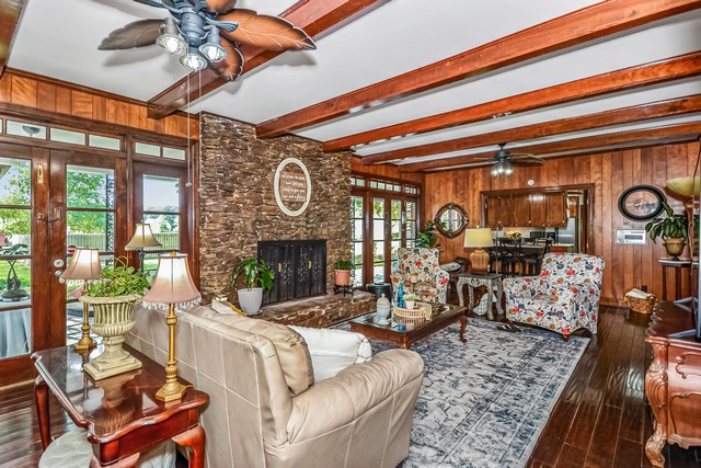 Wetumpka, Alabama, 36092, United States, 4 Bedrooms Bedrooms, ,5 BathroomsBathrooms,Residential,For Sale,1977462