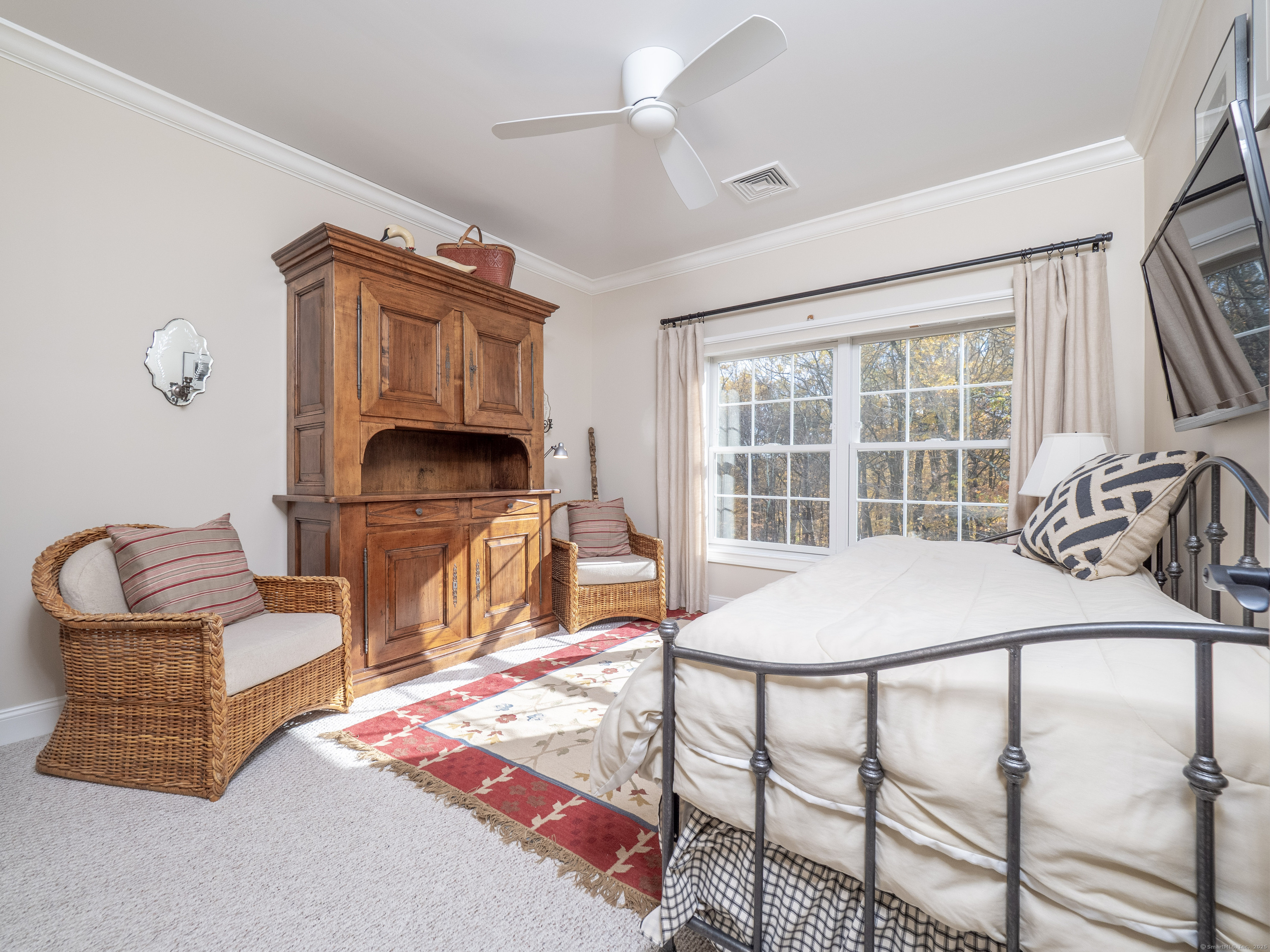 Ridgefield, Connecticut, 06877, United States, 2 Bedrooms Bedrooms, ,2 BathroomsBathrooms,Residential,For Sale,1989148