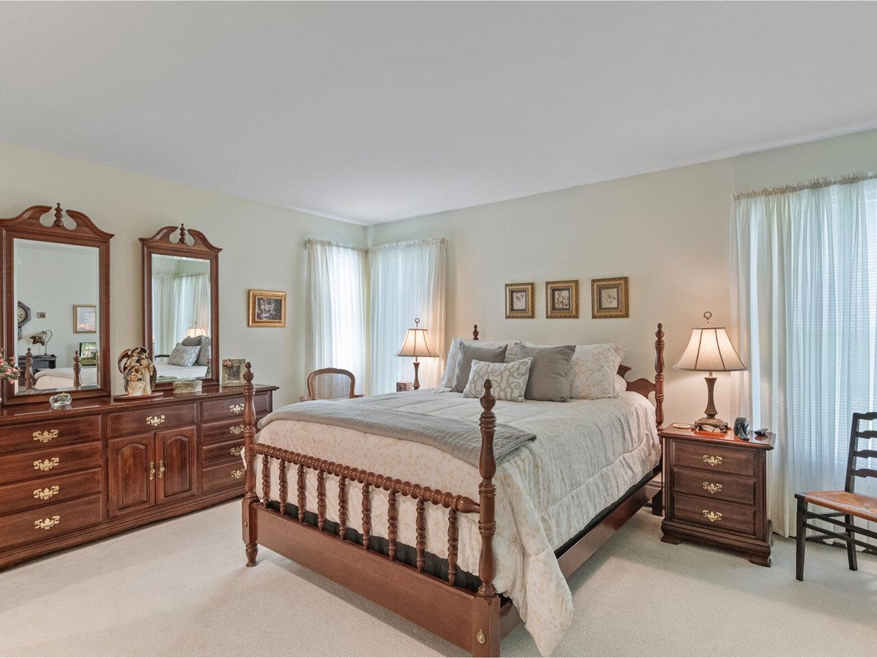 Williston, Vermont, 05495, United States, 2 Bedrooms Bedrooms, ,3 BathroomsBathrooms,Residential,For Sale,1901001
