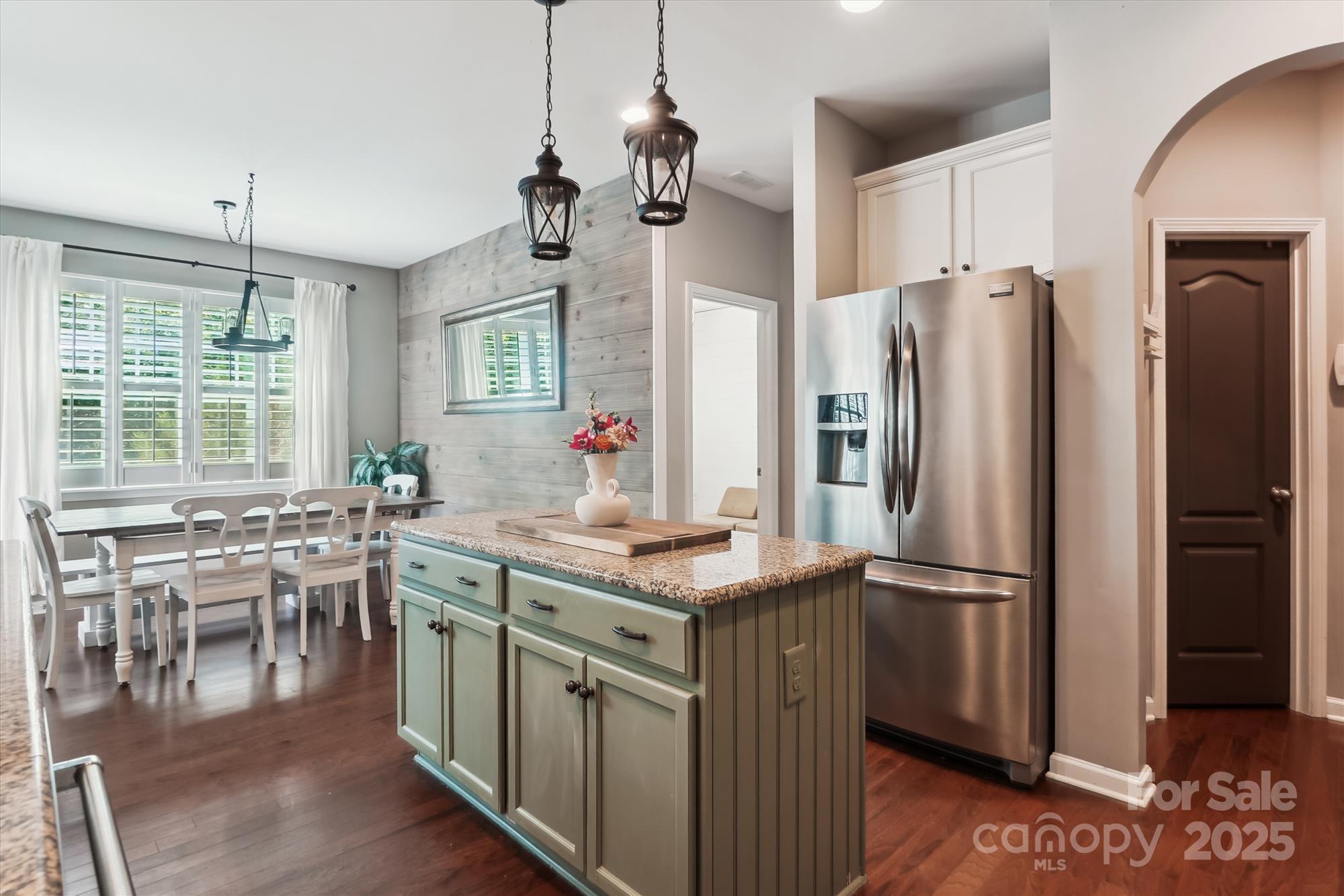 Lancaster, South Carolina, 29720, United States, 5 Bedrooms Bedrooms, ,4 BathroomsBathrooms,Residential,For Sale,1885267