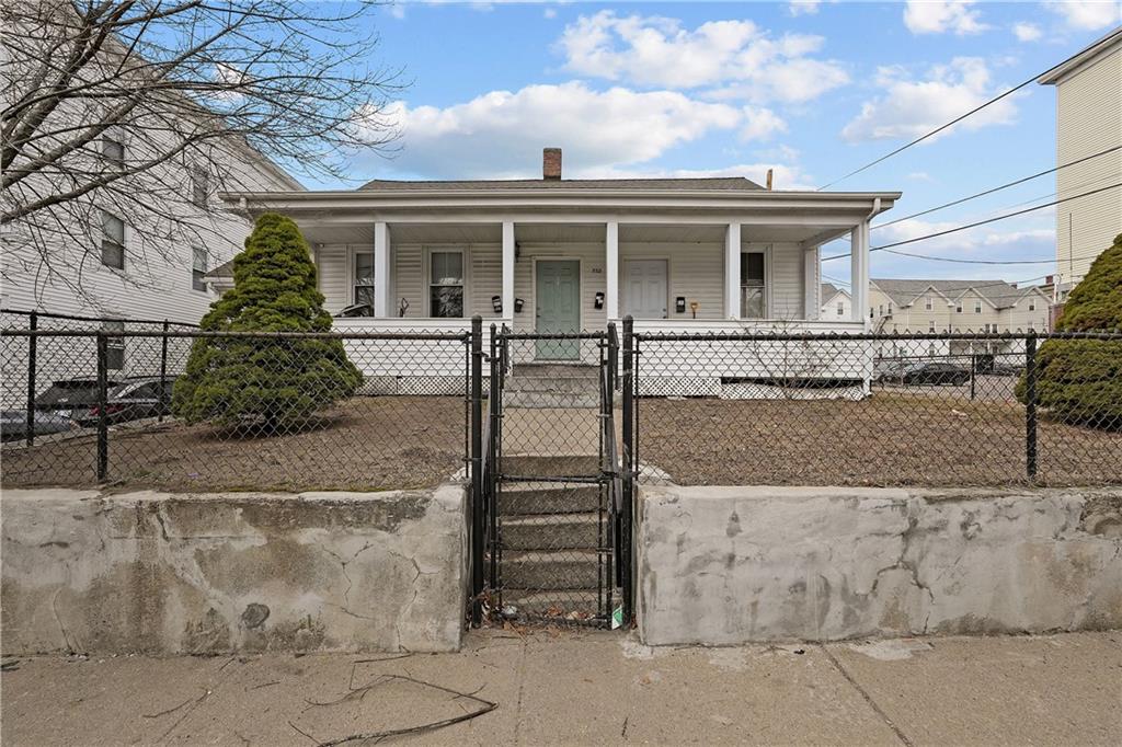 Woonsocket, Rhode Island, 02895, United States, 7 Bedrooms Bedrooms, ,3 BathroomsBathrooms,Residential,For Sale,1935382
