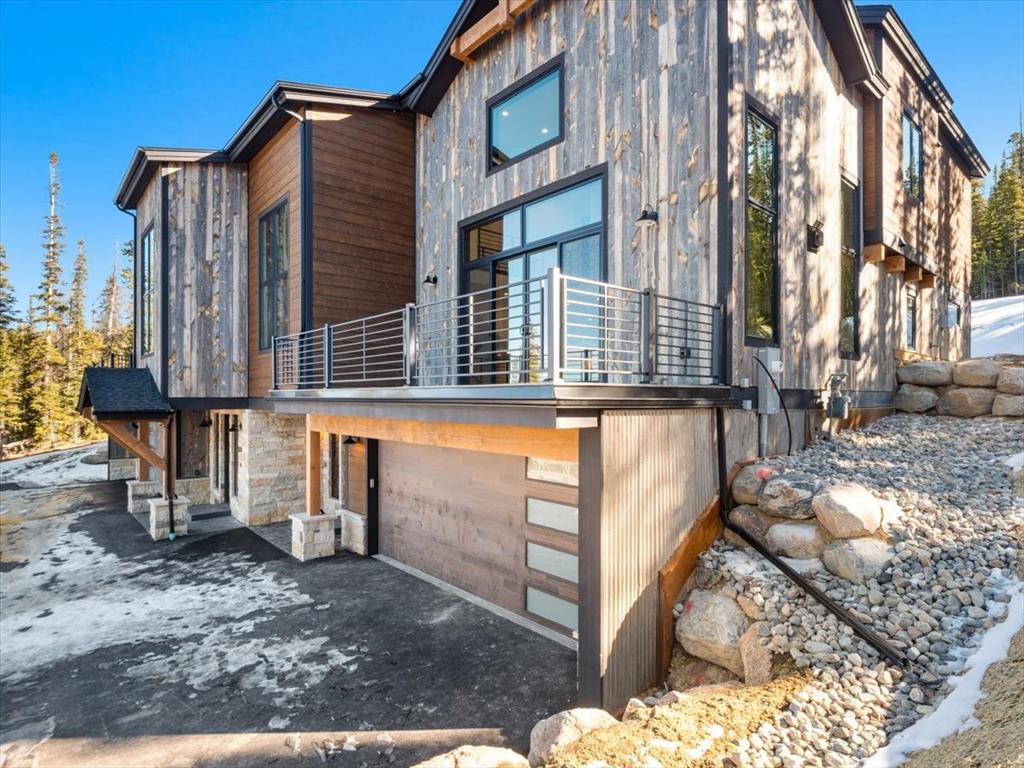 BRECKENRIDGE, Colorado, 80424, United States, 4 Bedrooms Bedrooms, ,4 BathroomsBathrooms,Residential,For Sale,1993219