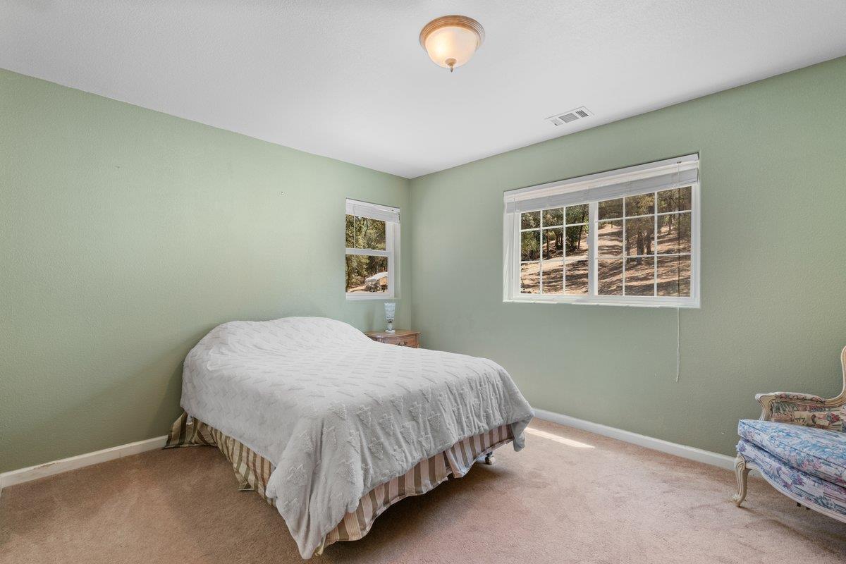 Grass Valley, California, 95949, United States, 4 Bedrooms Bedrooms, ,3 BathroomsBathrooms,Residential,For Sale,1924351