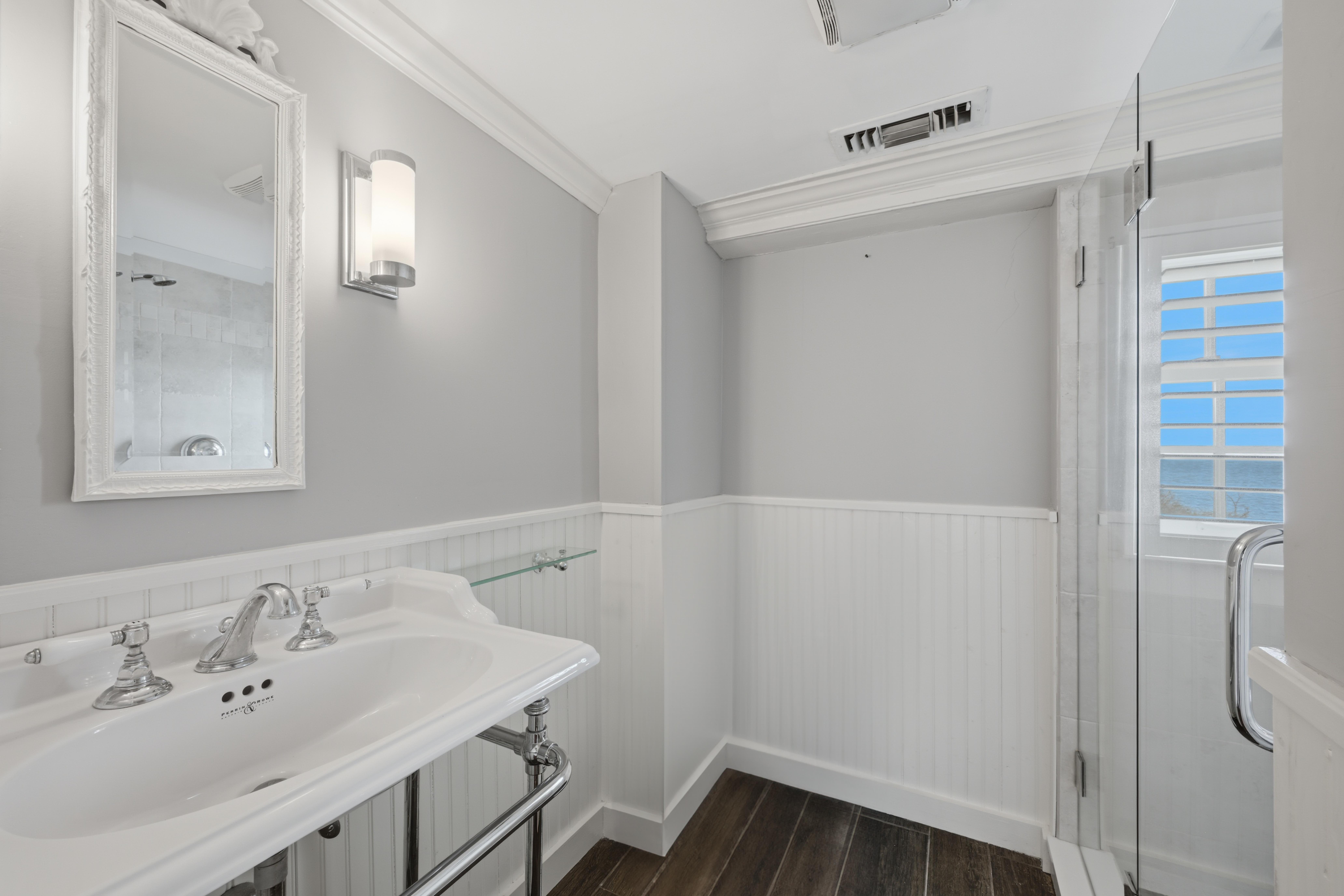  Direct Water Access and Private Dock in the Heart of North Cove - 物件實景