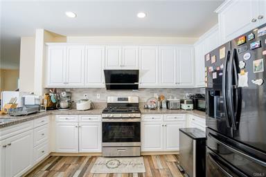 Chino, California, 91708, United States, 5 Bedrooms Bedrooms, ,3 BathroomsBathrooms,Residential,For Sale,1974990