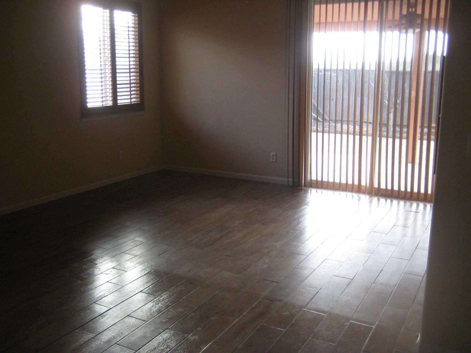 Live Oak, California, 95953, United States, 6 Bedrooms Bedrooms, ,4 BathroomsBathrooms,Residential,For Sale,2012382