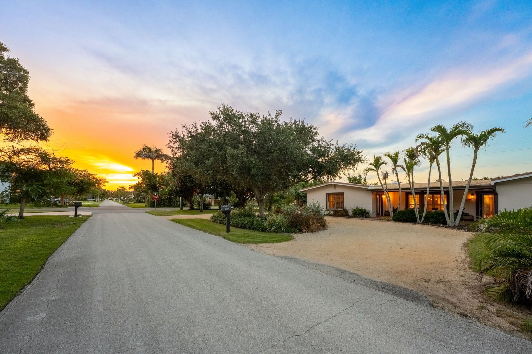  240 Deland Avenue, Indialantic, FL, 32903 - 物件實景