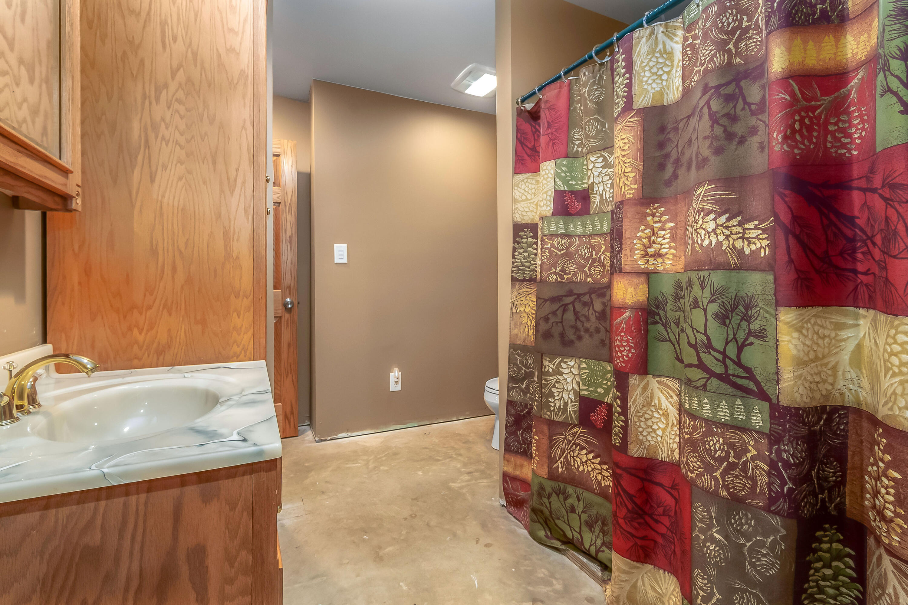 Hillsdale, Michigan, 49242, United States, 5 Bedrooms Bedrooms, ,3 BathroomsBathrooms,Residential,For Sale,1980121