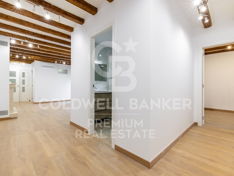 Barcelona Capital, Catalonia, ES, 4 Bedrooms Bedrooms, ,2 BathroomsBathrooms,Residential,For Sale,1752562