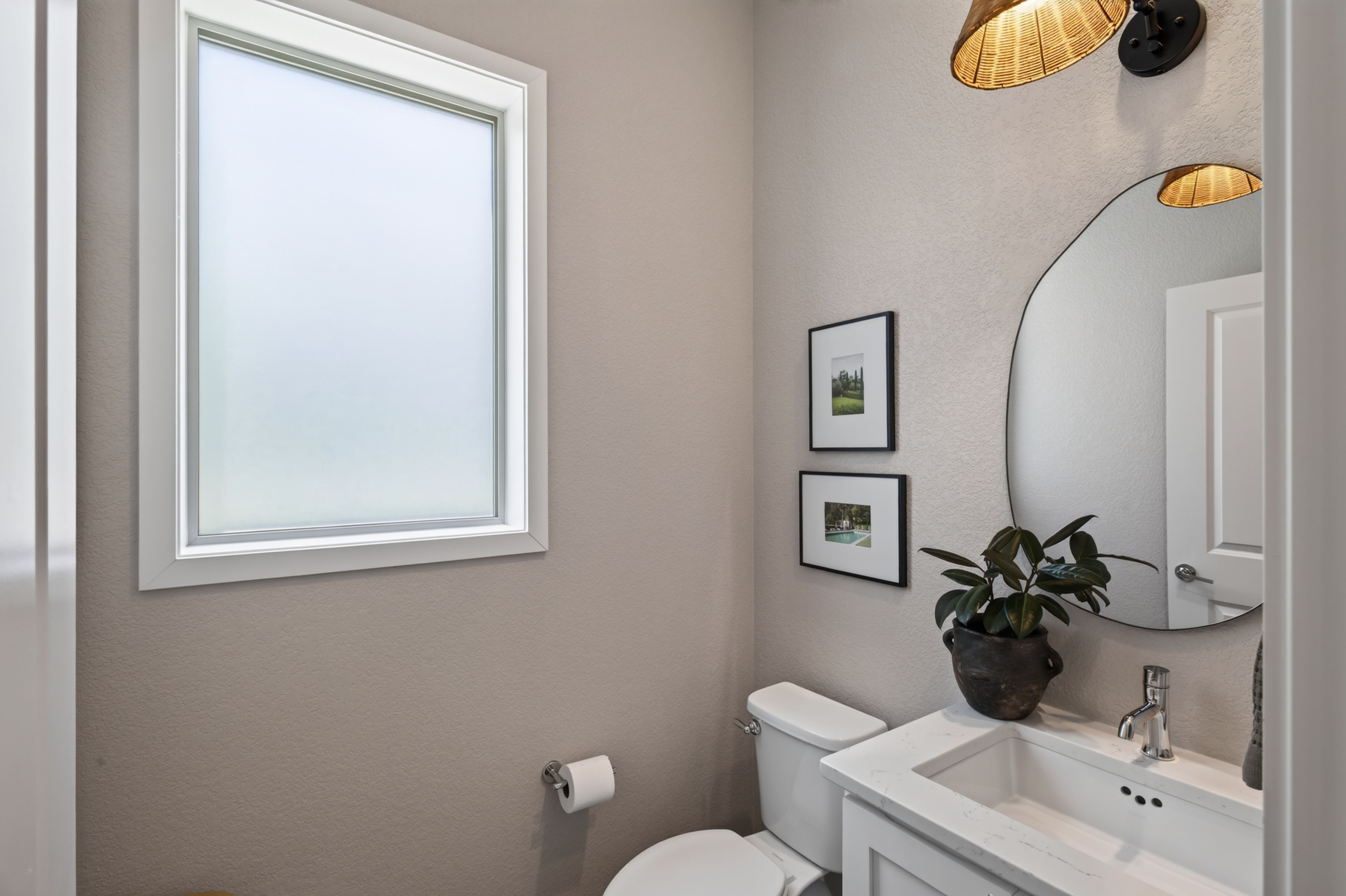  Welcome to Sterling Ranch Modern Open Home with Island Kitchen & Trail Access - 物件實景