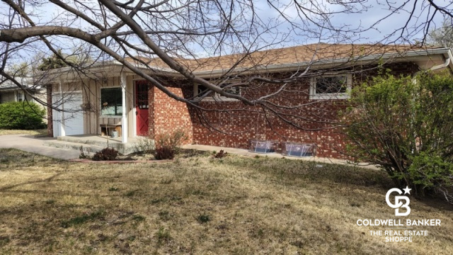 Fair St, Garden City, KS 67846