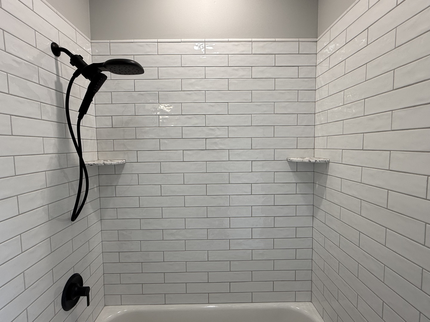 Chicago, Illinois, 60610, United States, 3 Bedrooms Bedrooms, ,3 BathroomsBathrooms,Residential,For Sale,1928687