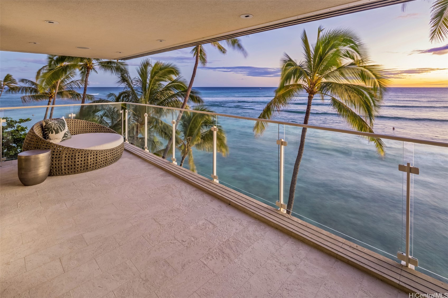Honolulu, Hawaii, 96815, United States, 2 Bedrooms Bedrooms, ,2 BathroomsBathrooms,Residential,For Sale,1938853