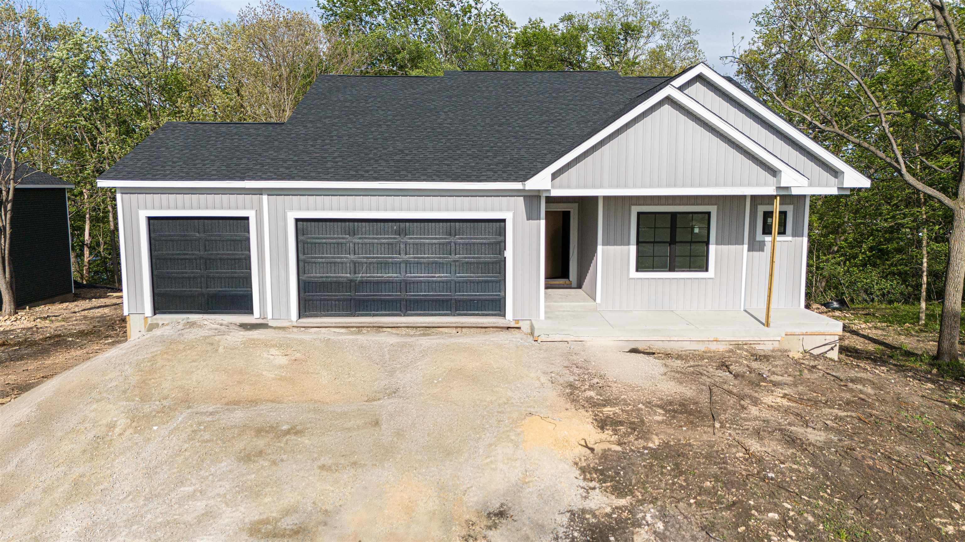 Beloit, Wisconsin, 53511, United States, 3 Bedrooms Bedrooms, ,2 BathroomsBathrooms,Residential,For Sale,2017725