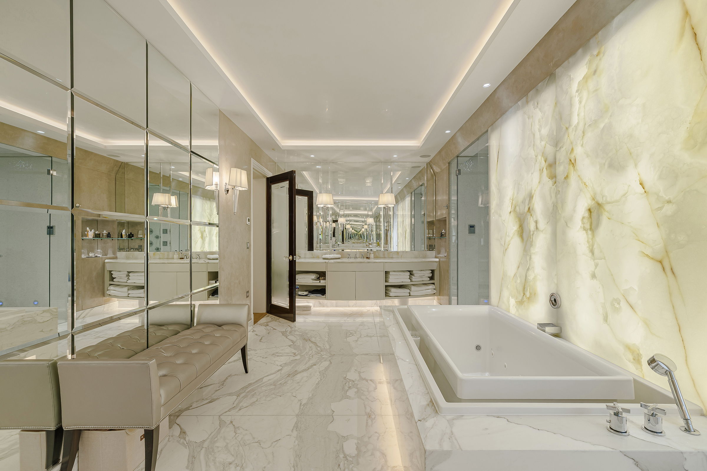  A Grand Mayfair Apartment Overlooking Mount Street Gardens - 物件實景