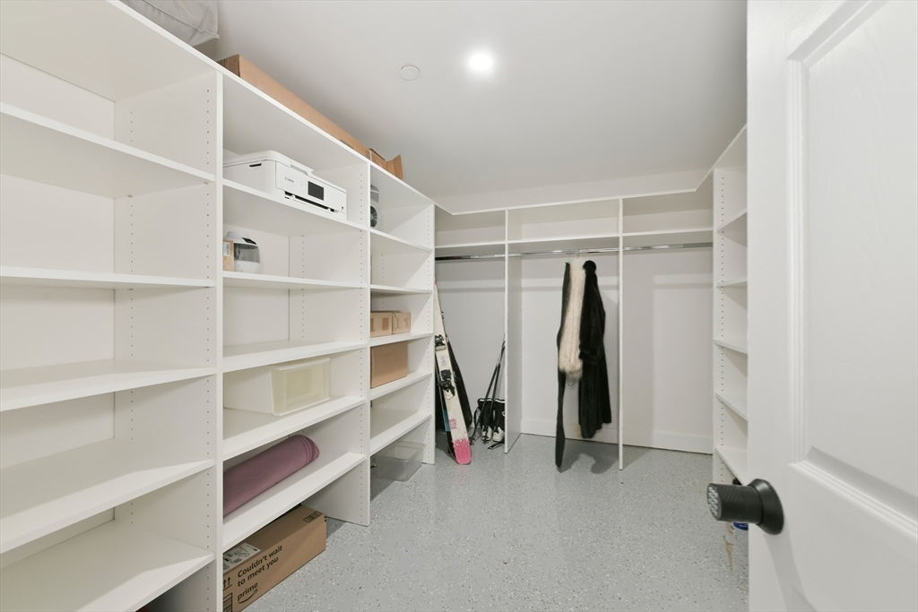 Boston, Massachusetts, 02130, United States, 2 Bedrooms Bedrooms, ,2 BathroomsBathrooms,Residential,For Sale,1941689