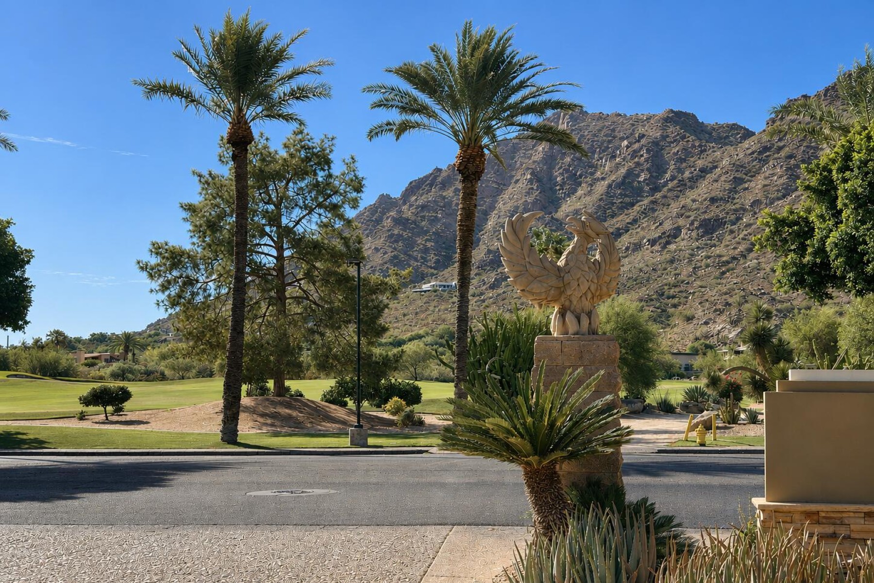  6000 E Camelback Road  Scottsdale, AZ - 物件實景