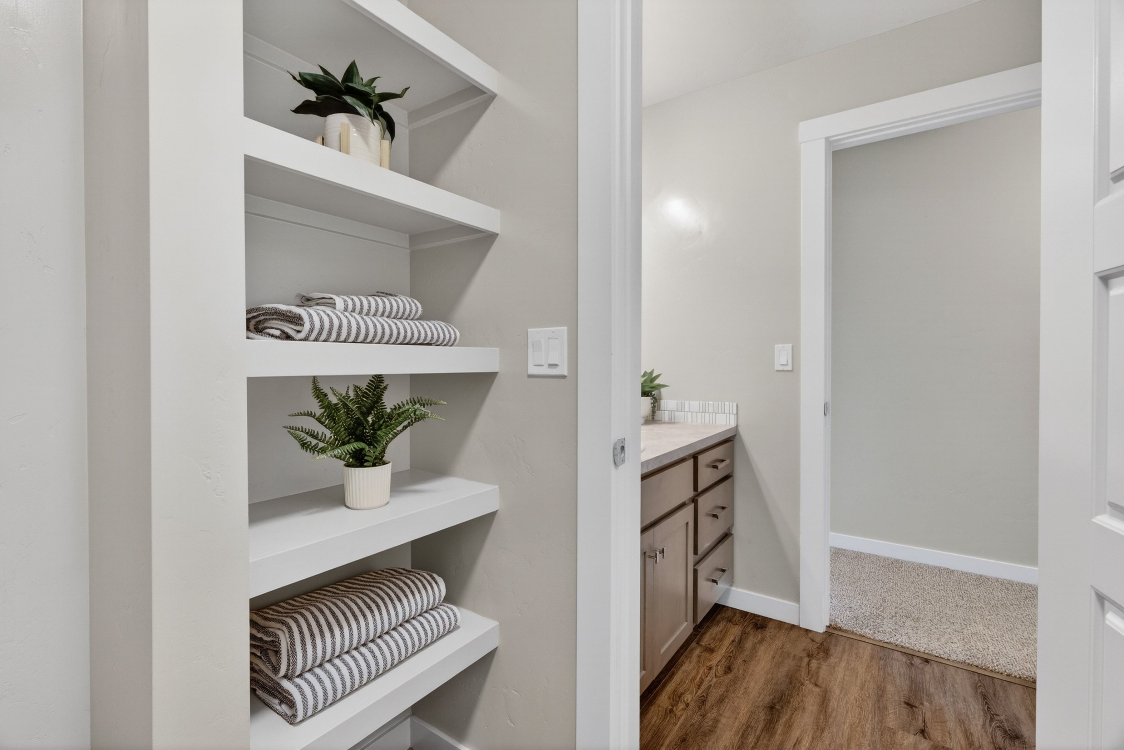  Impeccable Modern Craftsman in Eagle - 物件實景