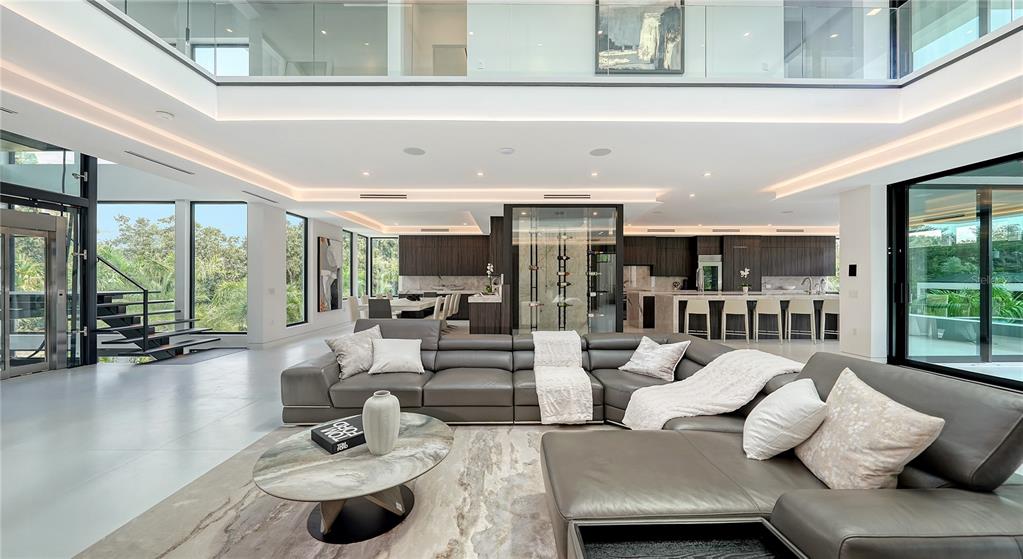 Sarasota, Florida, 34239, United States, 5 Bedrooms Bedrooms, ,8 BathroomsBathrooms,Residential,For Sale,1868707