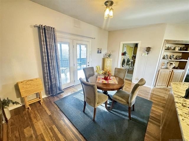 Cookson, Oklahoma, 74427, United States, 3 Bedrooms Bedrooms, ,3 BathroomsBathrooms,Residential,For Sale,1996521