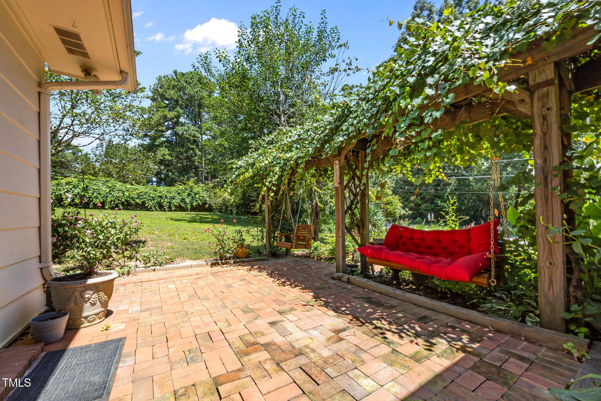 Raleigh, North Carolina, 27609, United States, 3 Bedrooms Bedrooms, ,2 BathroomsBathrooms,Residential,For Sale,1911441
