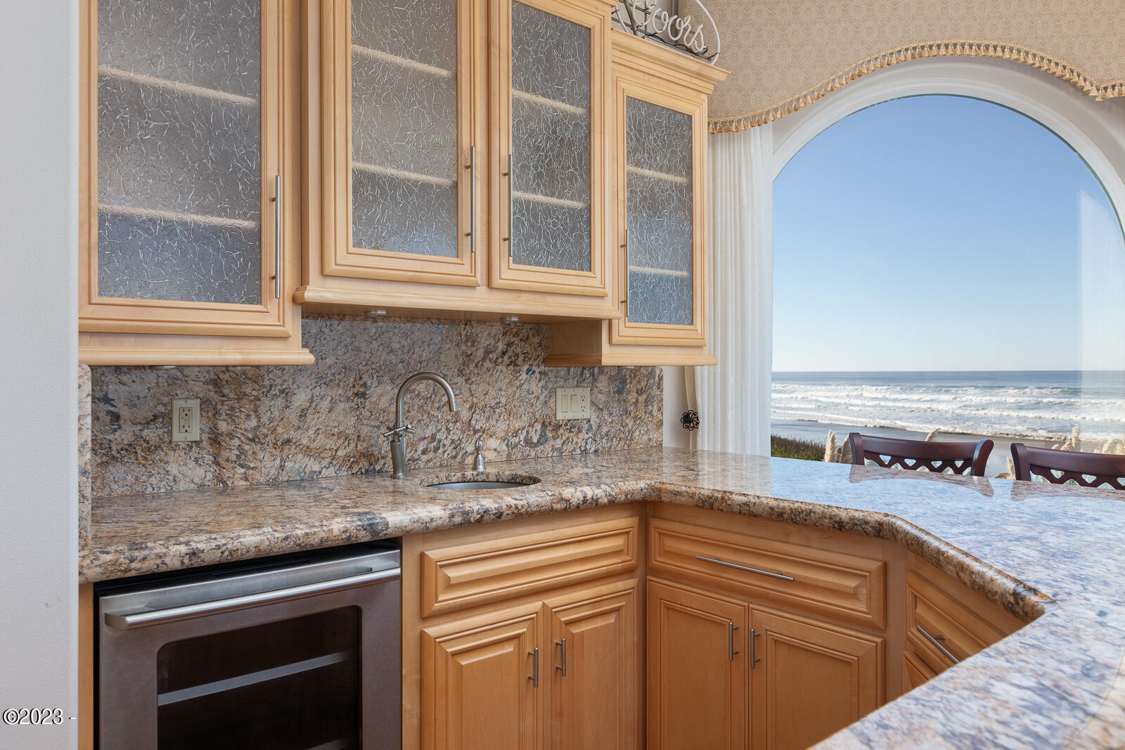 3775 Hwy 101 N, Yachats, Oregon, 97498, United States, 4 Bedrooms Bedrooms, ,6 BathroomsBathrooms,Residential,For Sale,3775 Hwy 101 N,1431474