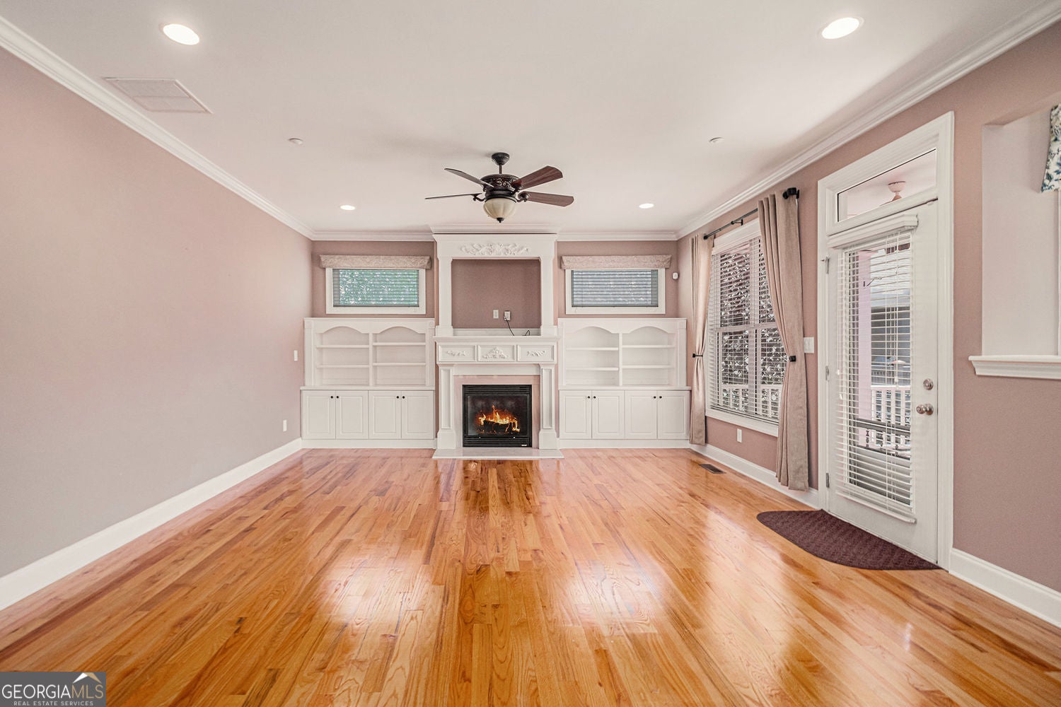 Fayetteville, Georgia, 30214, United States, 4 Bedrooms Bedrooms, ,5 BathroomsBathrooms,Residential,For Sale,1858907