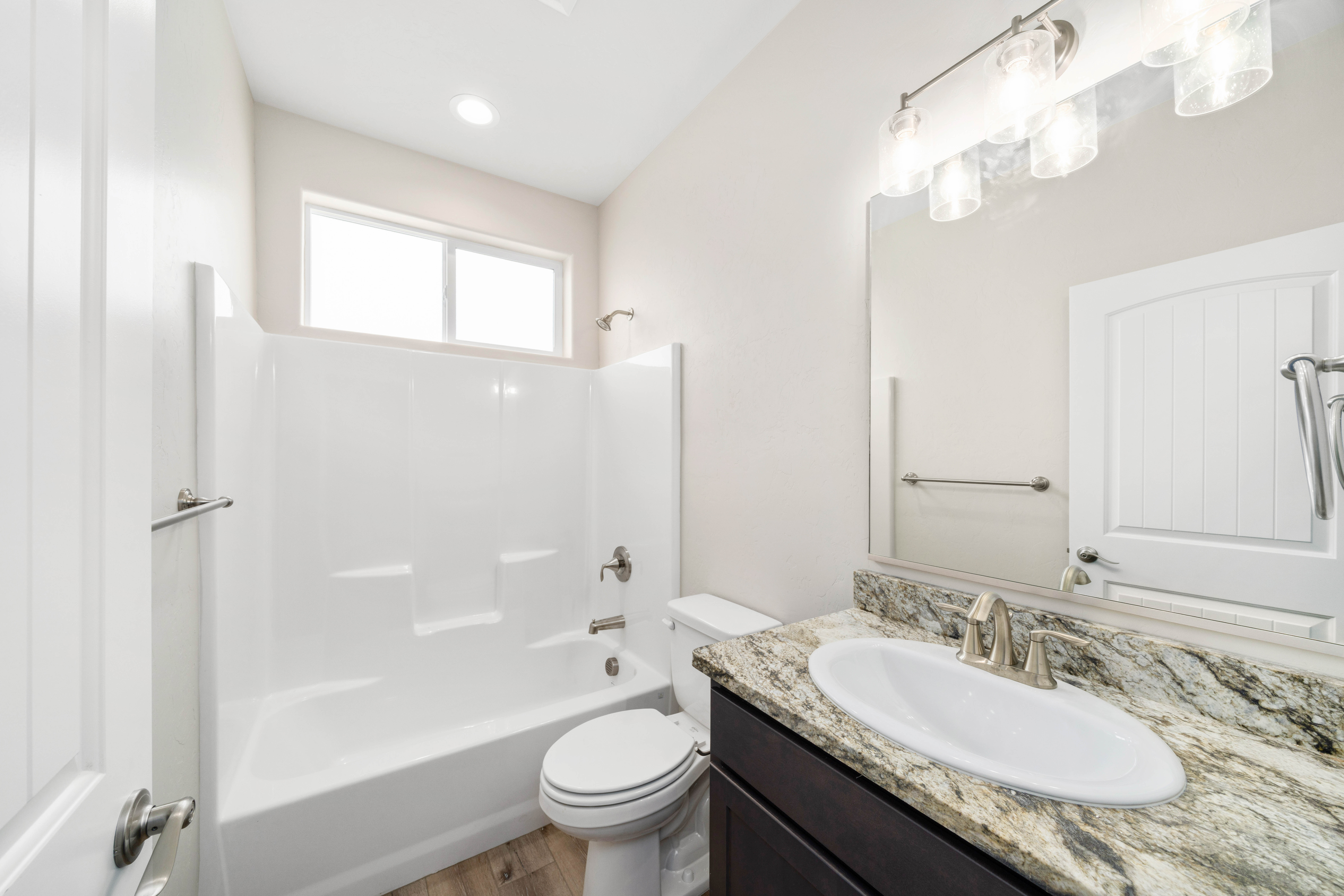  Brand New Home in North Delta Community - 物件實景
