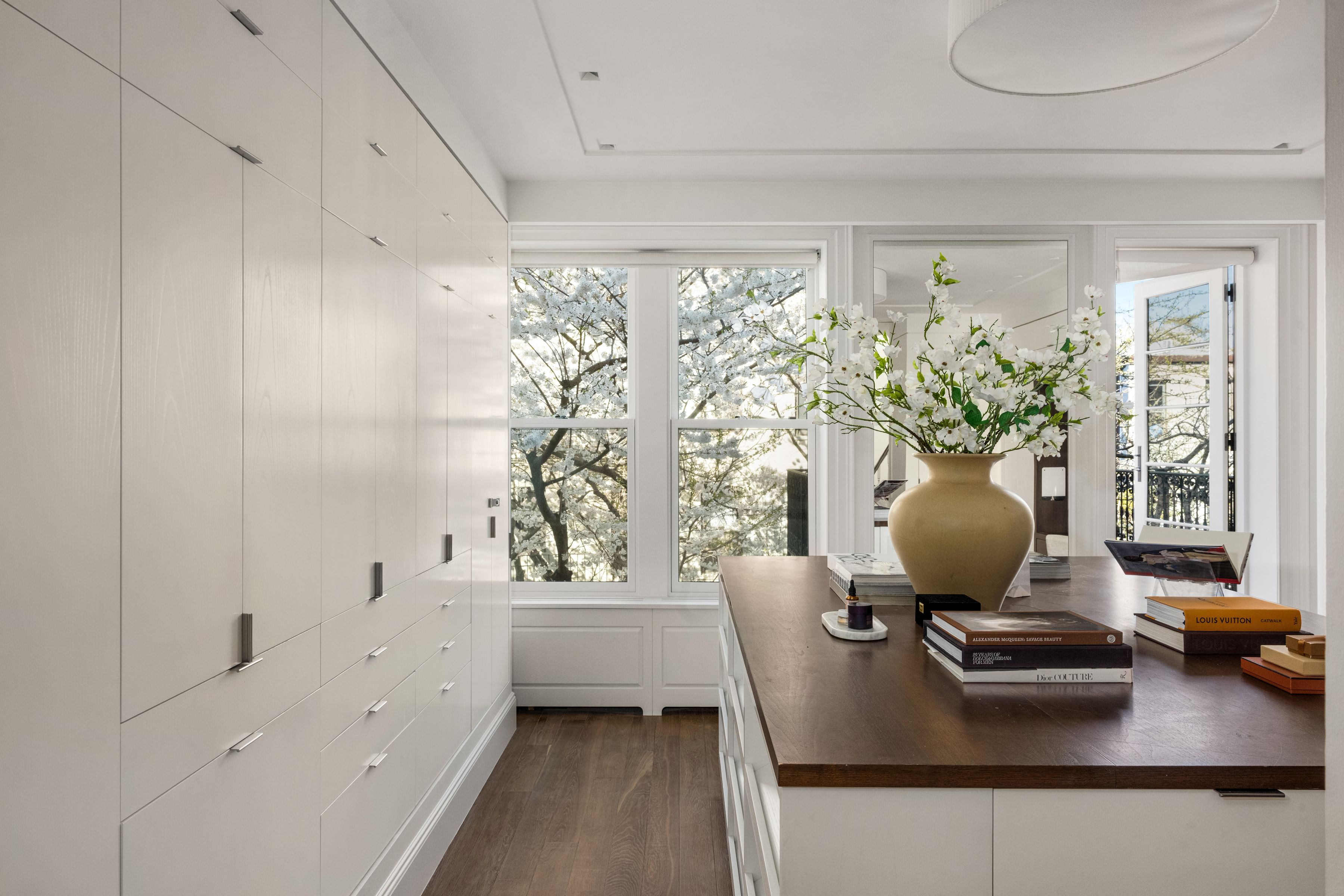  527 3rd Street - 物件實景