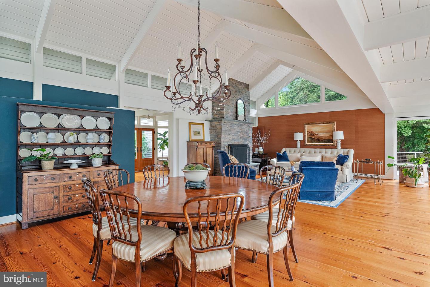 Annapolis, Maryland, 21403, United States, 5 Bedrooms Bedrooms, ,4 BathroomsBathrooms,Residential,For Sale,1895368