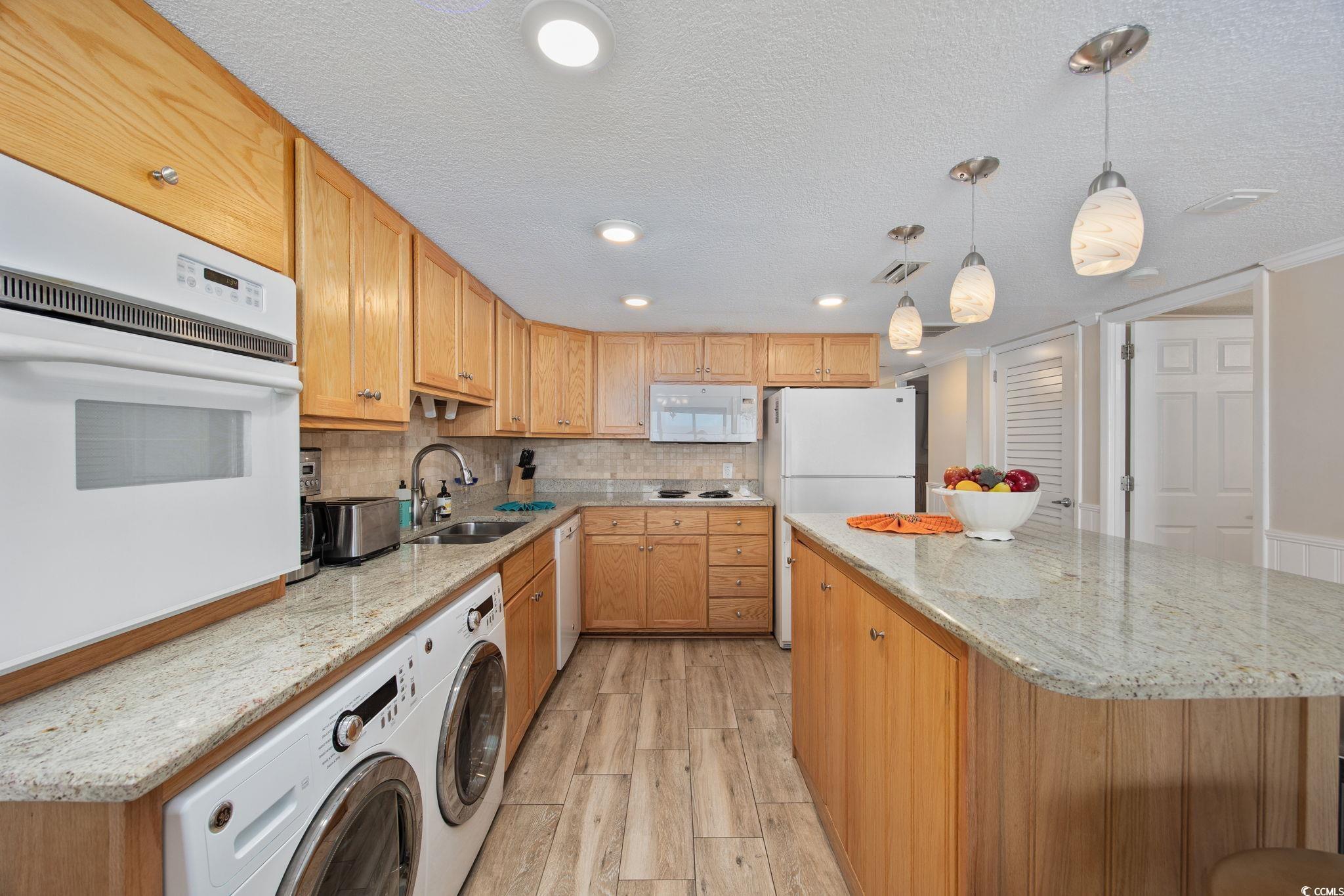 North Myrtle Beach, South Carolina, 29582, United States, 3 Bedrooms Bedrooms, ,2 BathroomsBathrooms,Residential,For Sale,1983393