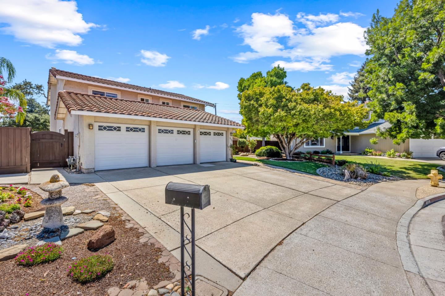 Morgan Hill, California, 95037, United States, 5 Bedrooms Bedrooms, ,3 BathroomsBathrooms,Residential,For Sale,1934202